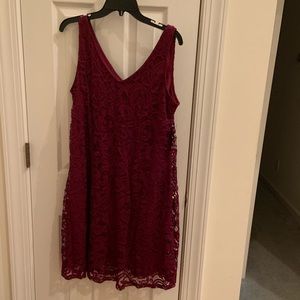 Lace sleeveless dress